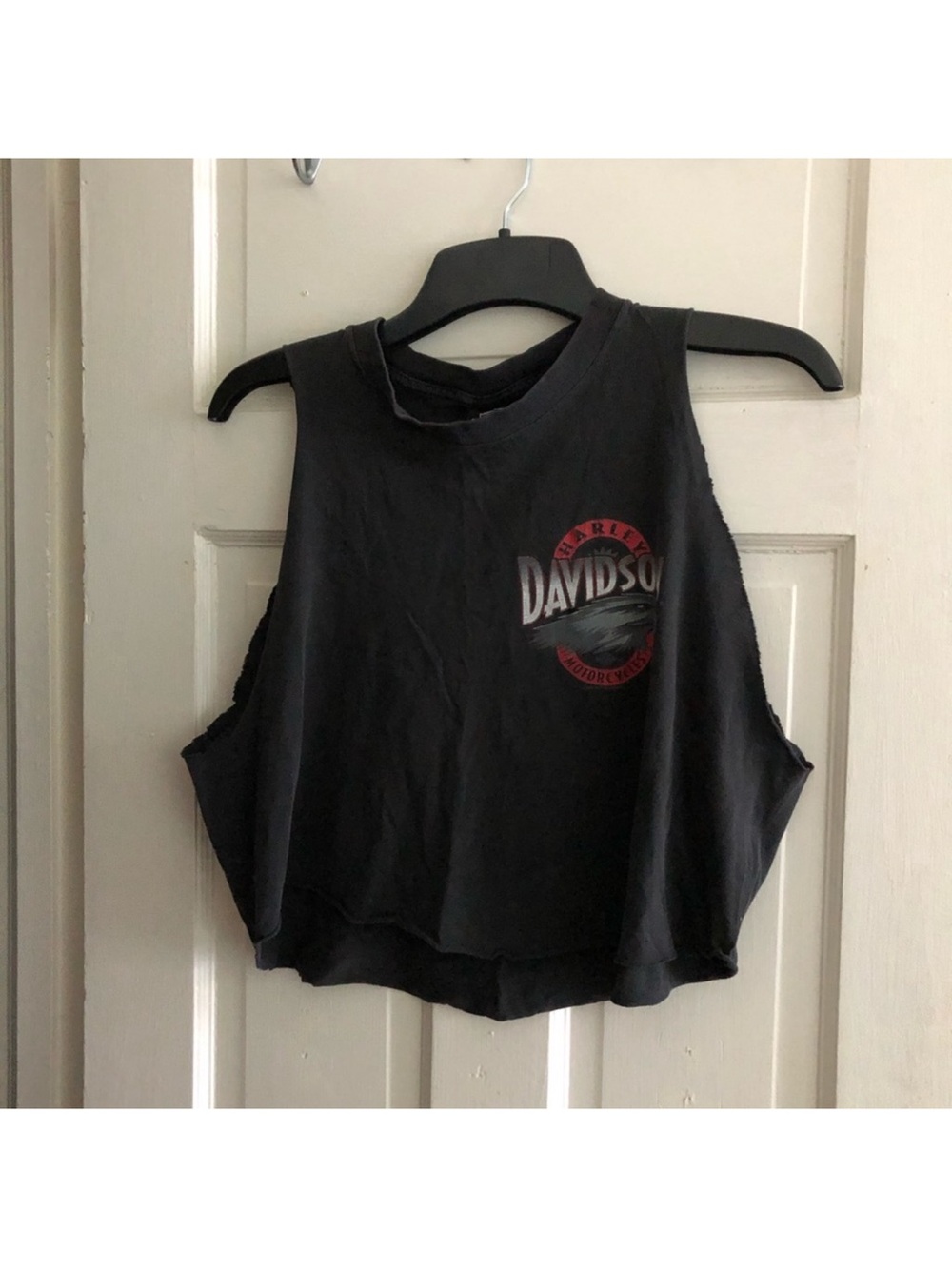 Vintage Harley-Davidson Black Cropped Tank with Red Logo Accent